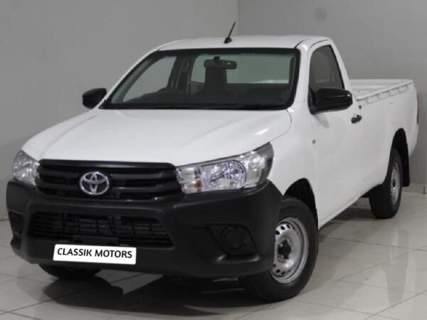 Toyota Hilux White good for many miles of smiles