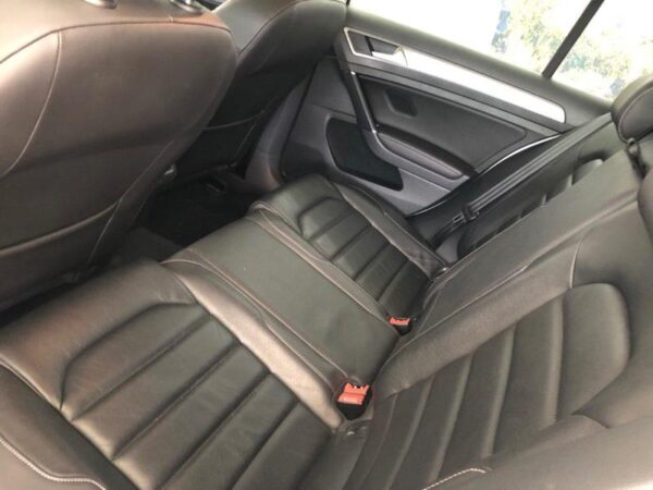 2017 VW Golf 1.4 TSI comfort line manual - Image 5