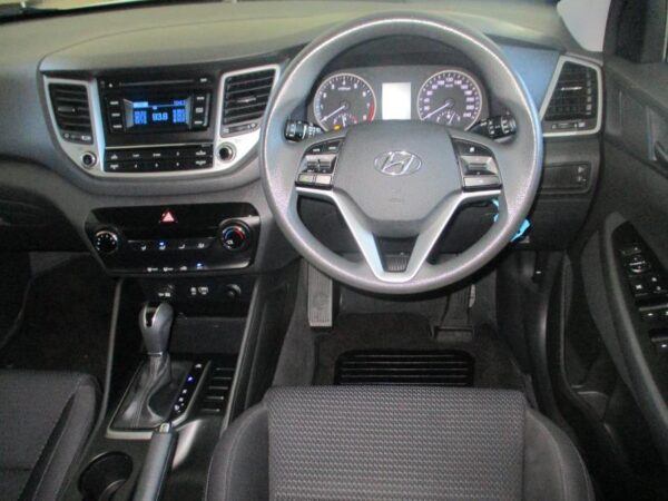 2018 Hyundai Tucson 2.0 Premium - Image 3